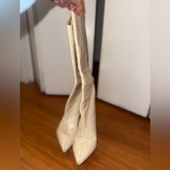 SCHUTZ Shoes - SCHUTZE Cream Croc-Embossed Women's Boots